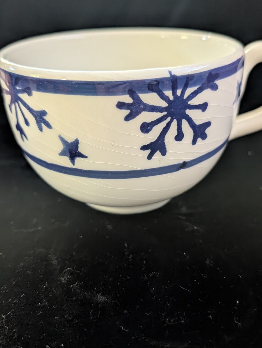 White and Blue Snowflake Ceramic Mug - Home Dining